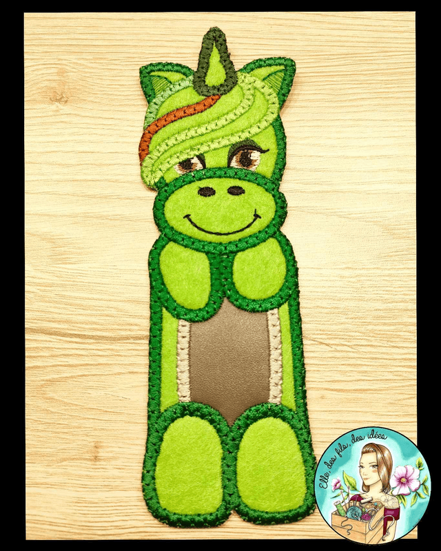 Marque page Licorne verte
