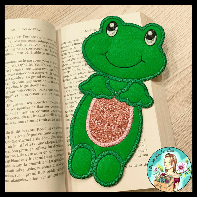 Marque page Grenouille rose